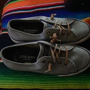 Sperry shoes size 6.5 grey worn but in great condition